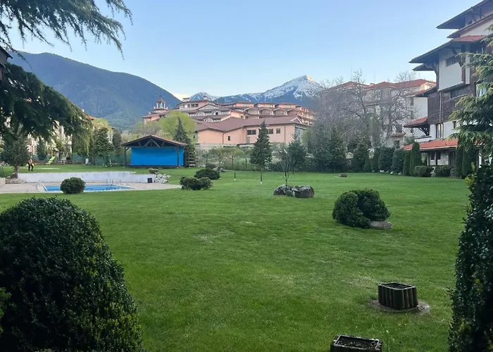 Eleonor Mountain بانسكو